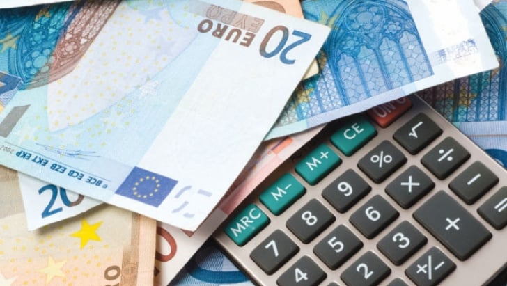 Prima de instalare de 960 de euro pentru tinerii care stiu germana